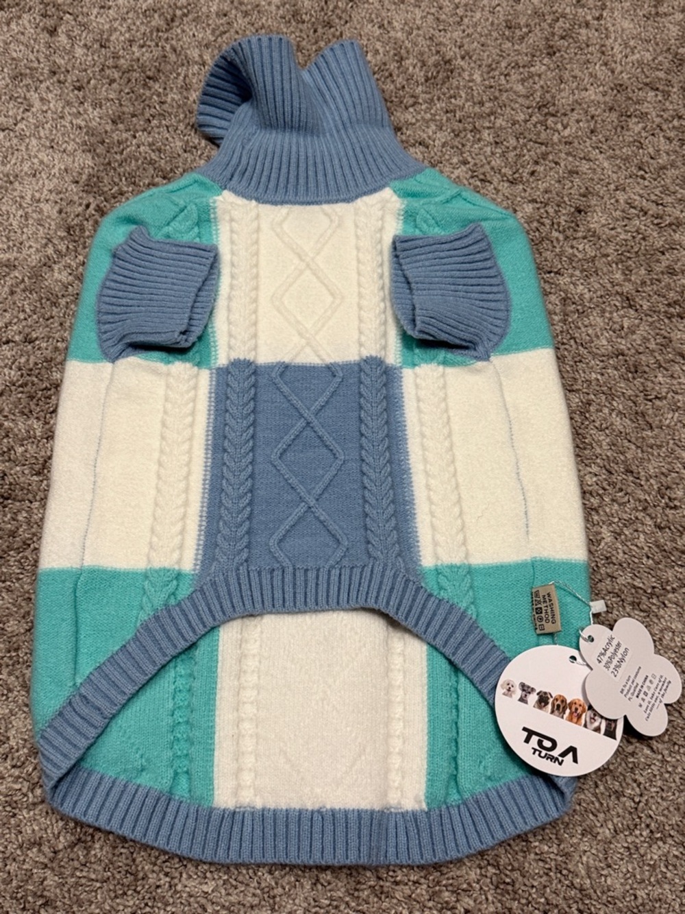 To A Turn size XL (20-30lb) pet sweater with arm holes costume pullover new